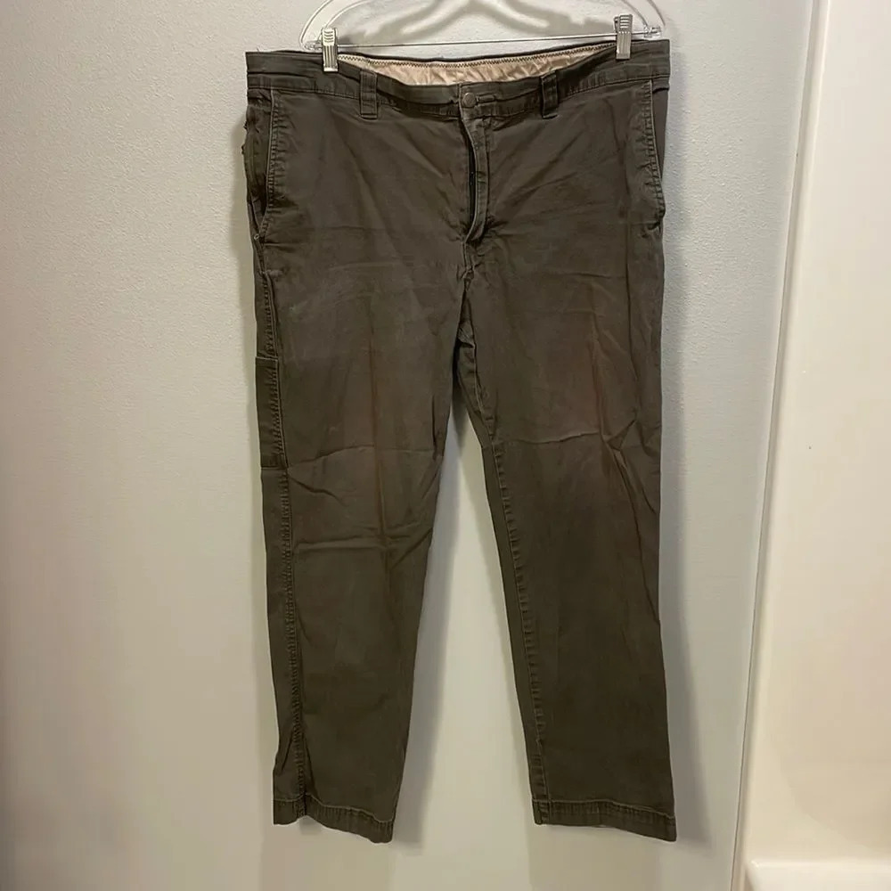 Columbia army green mens cargo pants